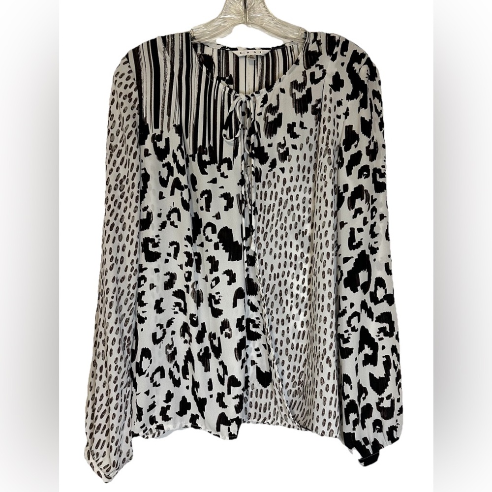 Cabi Long Sleeve Animal Print Surplice Blouse Top Women's Work Party Size M